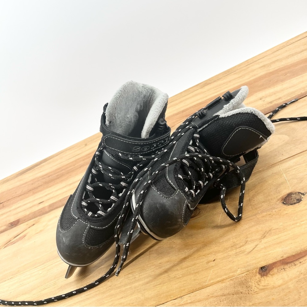 Softech Figure Skating Skates Unisex Black Ice Skates Sharpened Softech